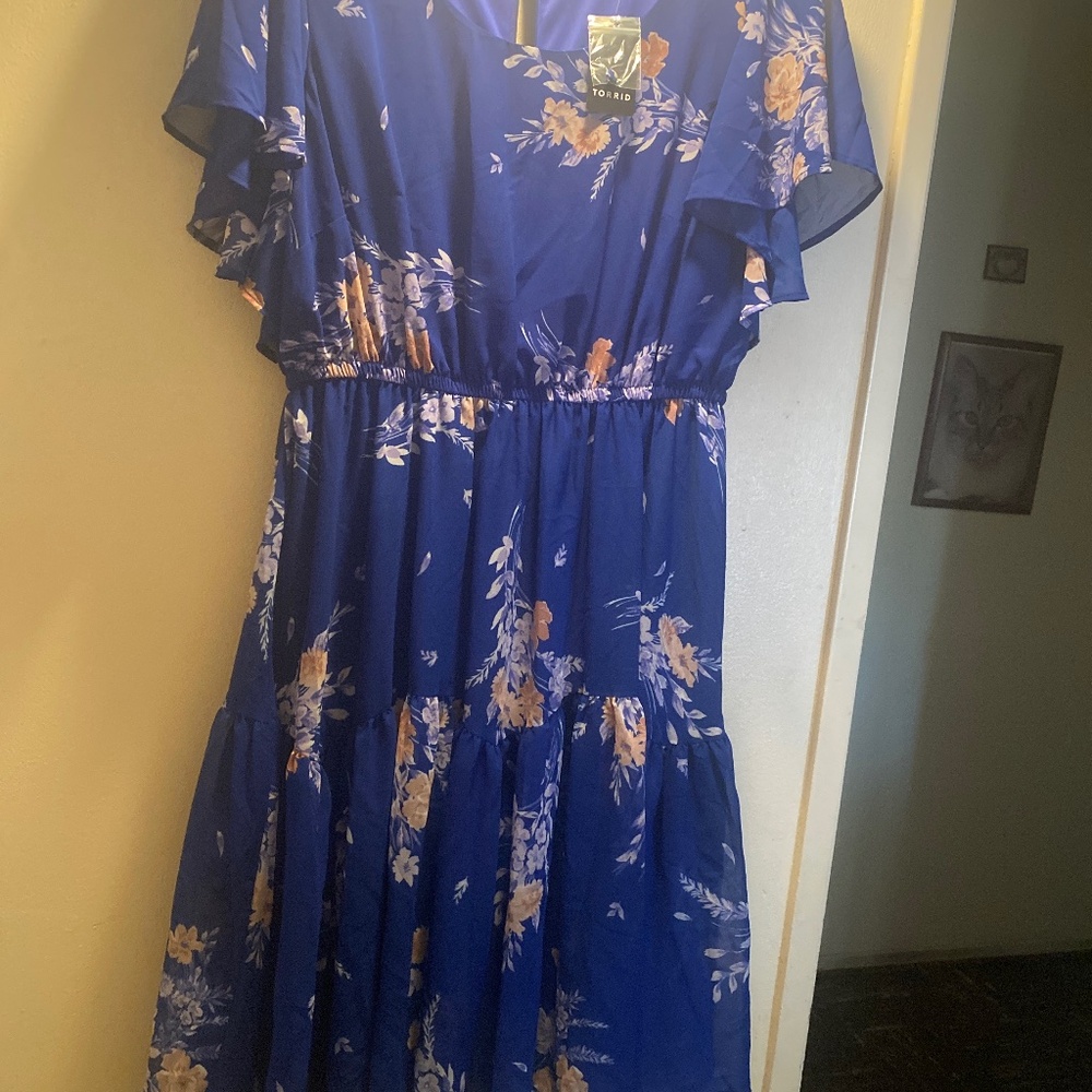 Floral blue dress